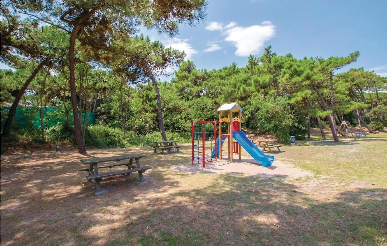 Eden 2 Apartment Rosapineta 0*, Rosolina Mare Italy